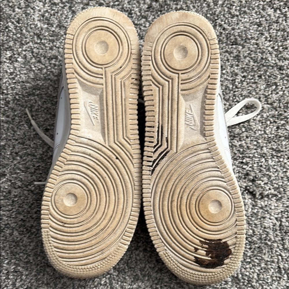 Women’s White Air Force 1 Nike Sneakers - Picture 3 of 5